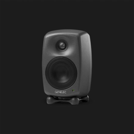 Genelec-8020DPM-studijski-monitor-1